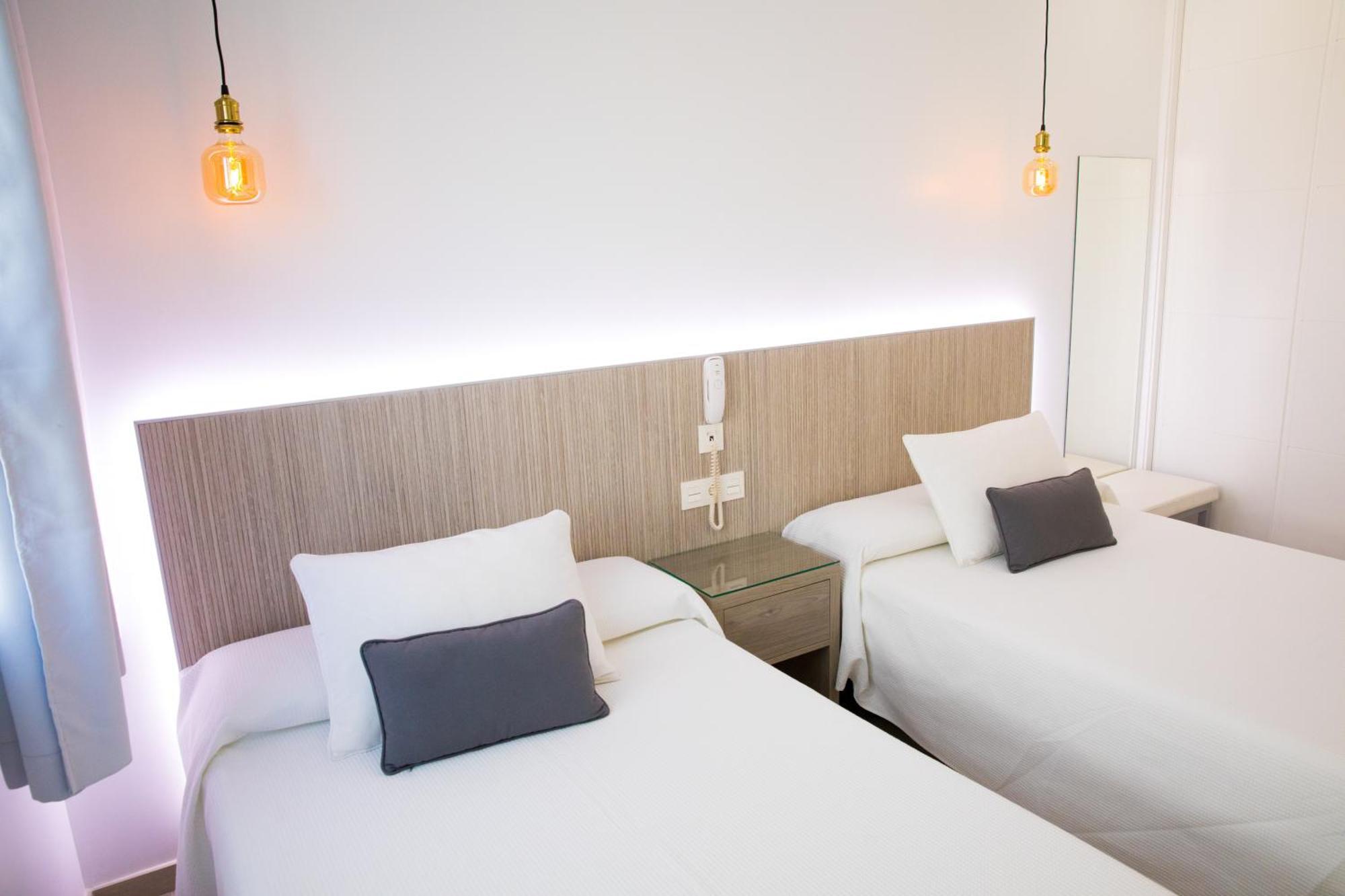 Apartahotel Enfasis-Group El Cuervo  Екстер'єр фото