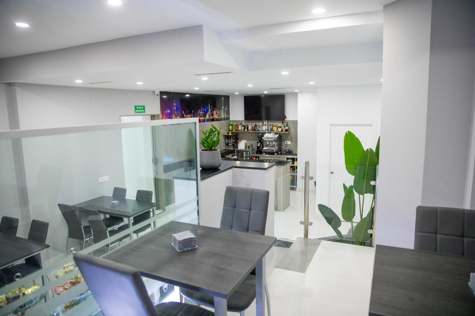 Apartahotel Enfasis-Group El Cuervo  Екстер'єр фото