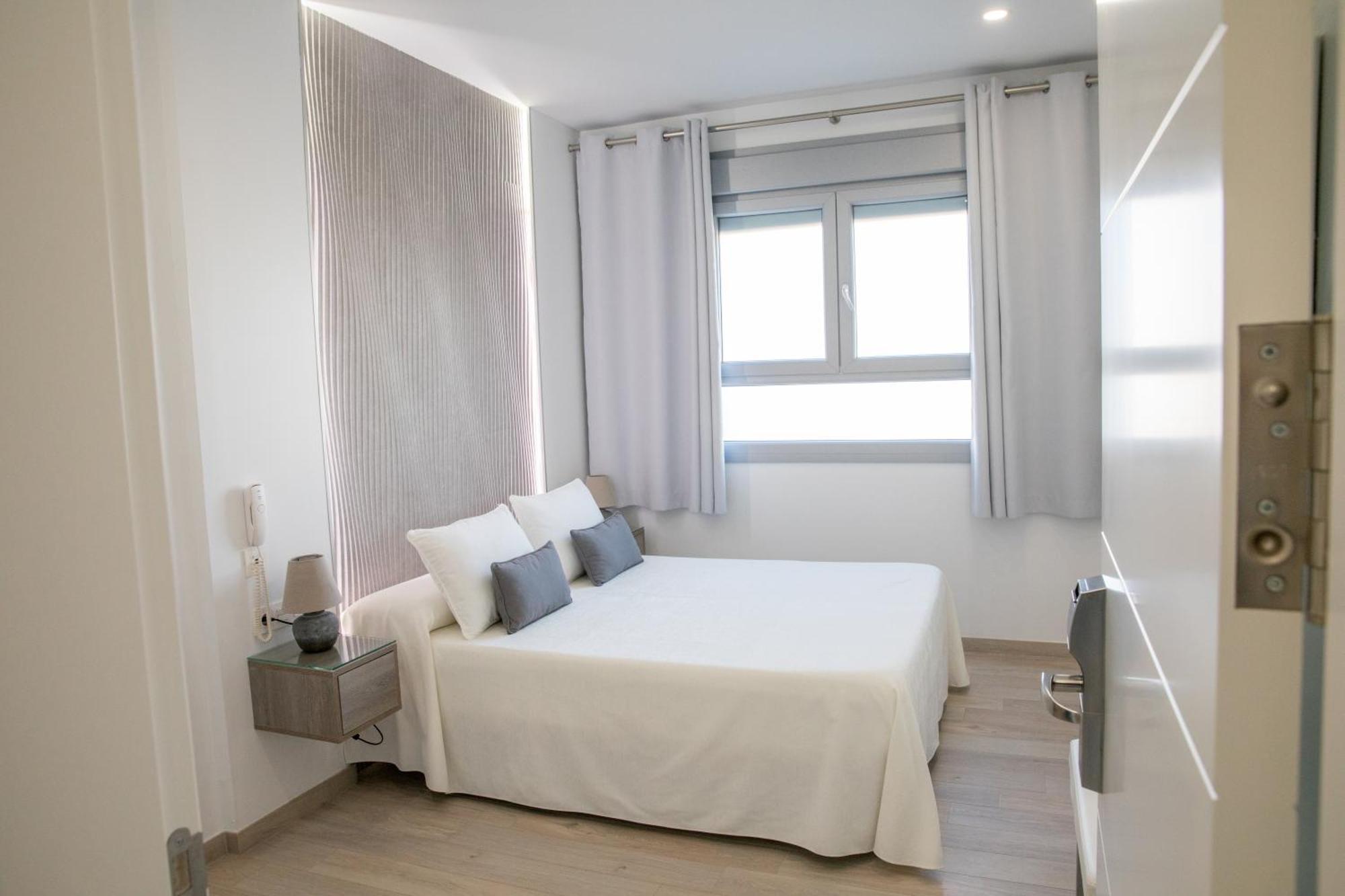 Apartahotel Enfasis-Group El Cuervo  Екстер'єр фото