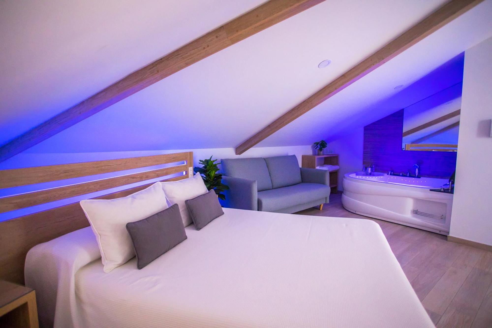 Apartahotel Enfasis-Group El Cuervo  Екстер'єр фото